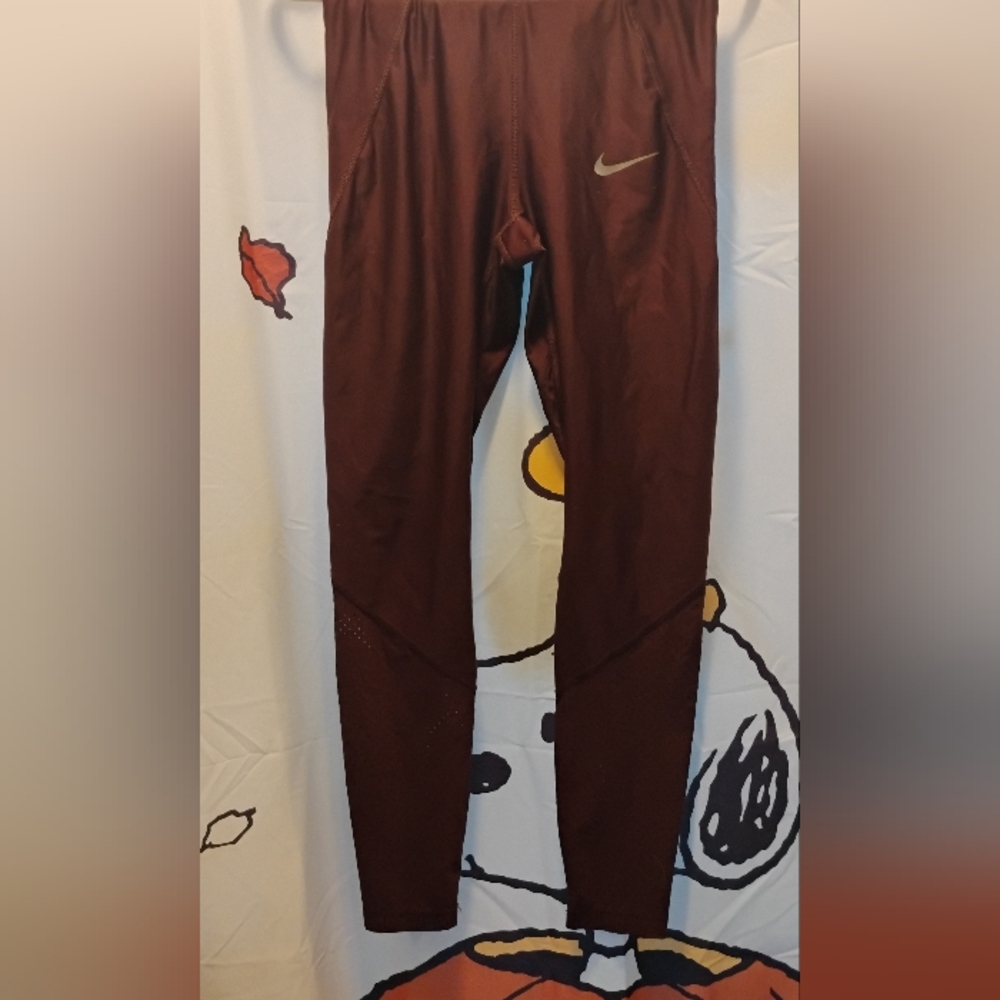 EUC Nike Dri Fit Leggings